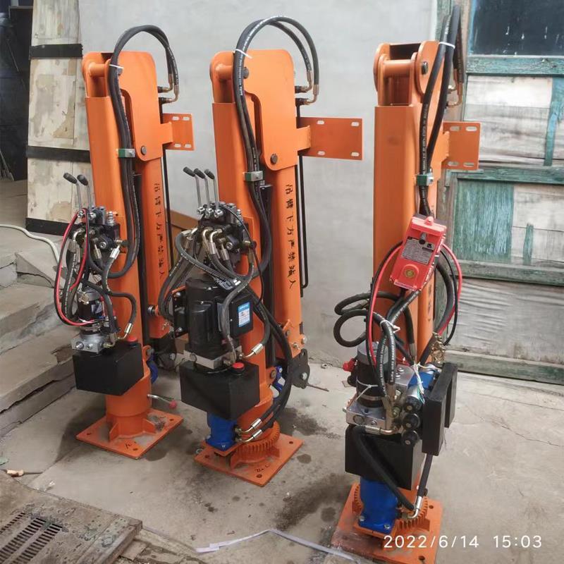 昌平区重汽蓝牌随车吊 3.2吨 国六动力强 液压驱动 农用自卸起重机